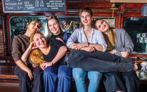 Sindura Sriram ’21, Suzanne Antoniou ’20, Allie Arnold ’20, Zara Norman ’22, Elisheva Goldberg ’22.