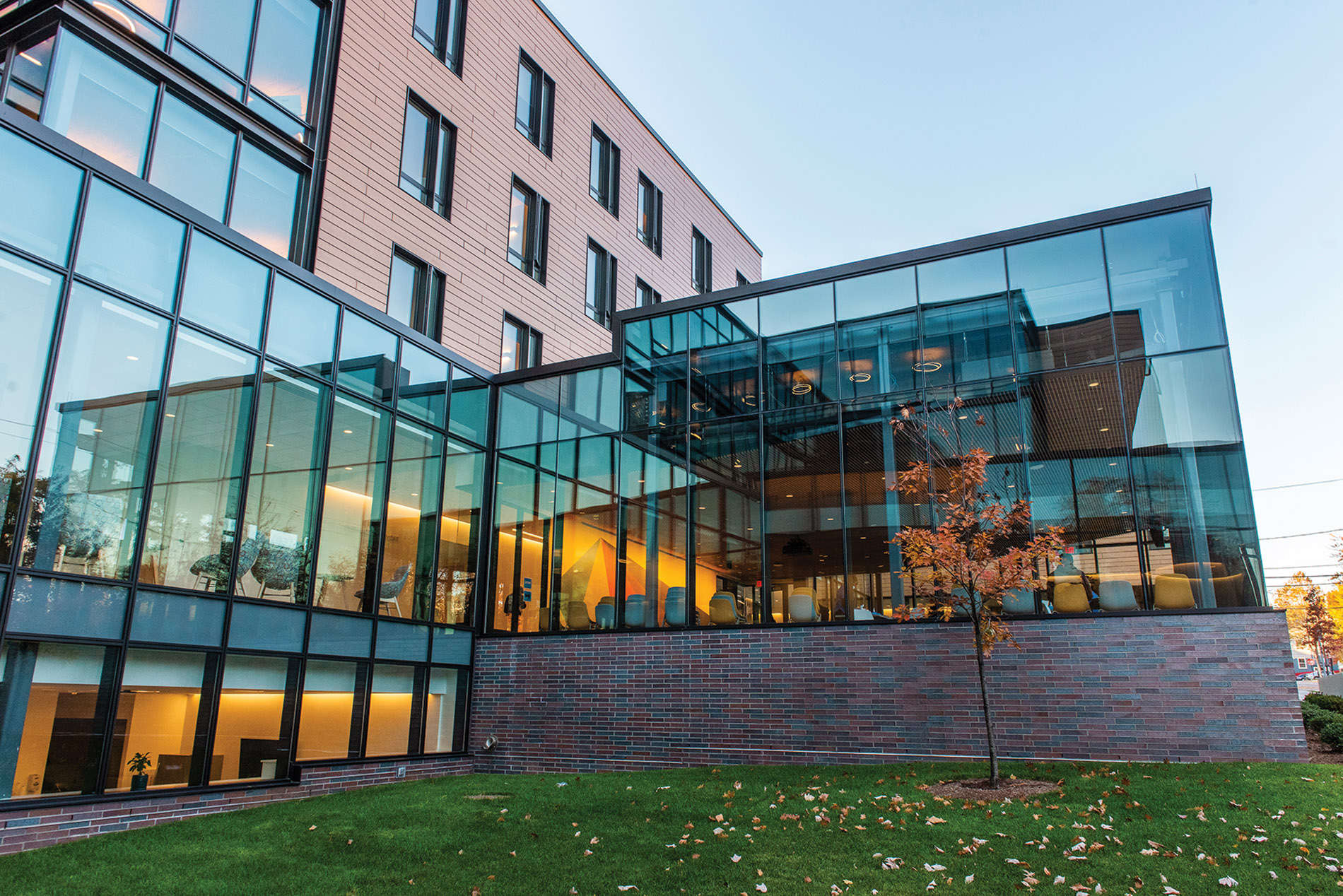 Image of the outside of the Sternlicht Commons and Brown University Health & Wellness Center