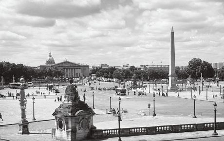 Black and white image of Paris plaza